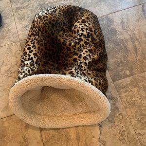 Plush tunnel bed for cat or small dog, 27” long x 18” wide opening, fleece lined